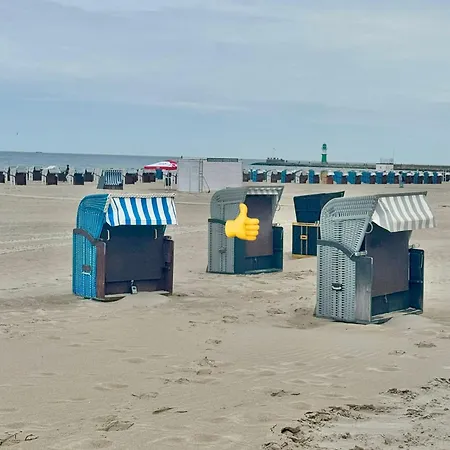 Achtern Diek, Inklusive Stellplatz Und Strandkorb Von Mai Bis September 公寓 罗斯托克