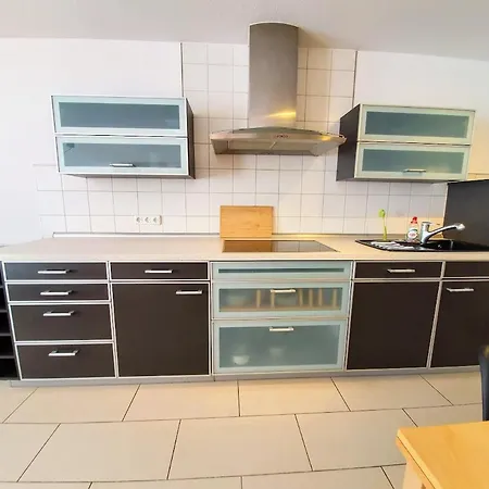 Appartement Achtern Diek, Inklusive Stellplatz Und Strandkorb Von Mai Bis September Rostock